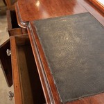 Антикварный двухтумбовый письменный стол 1870-х гг. 