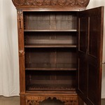 Антикварный шкаф в стиле необарокко 1880-х гг.