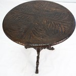 Старинный столик в стиле неоренессанс