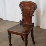 Комплект английской антикварной мебели из небольшого столика и стула 1870-х гг. 