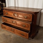 Антикварный комод в стиле классицизм 1760-х гг. 