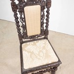 Комплект антикварных стульев с резной спинкой 1860-х гг.