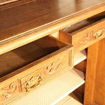 Антикварный буфет с зеркальный вставками 1860-х гг. 