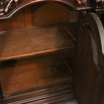 Антикварный буфет с резным убранством 1860-х гг. 