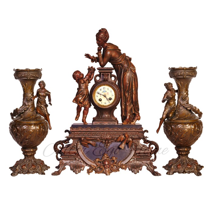 Антикварные каминные часы с вазами (комплект)