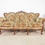 Мягкий винтажный диван в стиле "орехового" рококо 1950-х гг.