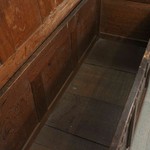 Антикварный дубовый сундук с филеночной конструкцией 1760-х гг. 