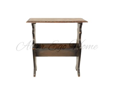 Антикварная газетница с резным бортиком 1910-х гг. 