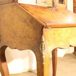 Антикварное бюро в стиле неорококо 1850-х гг. 