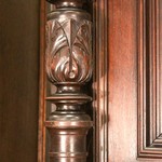 Антикварный буфет с резным убранством 1860-х гг. 