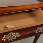 Антикварный чайный столик в стиле Чиппендейл 1940-х гг. 