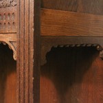 Антикварная витрина с арочным остеклением 1870-х гг. 