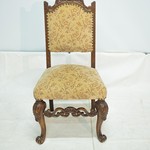 Антикварные дубовые мягкие стулья с резными деталями 1930-х гг.