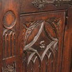 Антикварный поставец в неоготическом стиле 1910-х гг. 