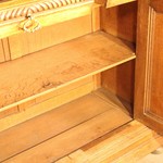 Антикварный французский буфет с витражной вставкой 1870-х гг. 