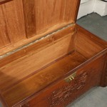 Антикварный китайский сундук с резными композициями 1910-х гг. 