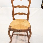 Комплект антикваных стульев с точенными и резными деталями