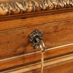 Антикварный одночастный буфет с резным навершием 1870-х гг. 