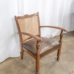 Комплект из 4-х антикварных буковых кресел со спинкой из ротанга 1920-х гг. 