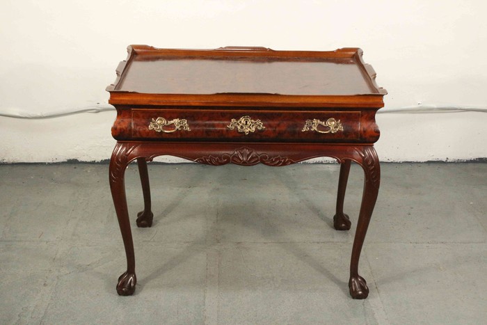 Антикварный чайный столик в стиле Чиппендейл 1940-х гг. 