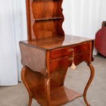 Антикварный чайный стол из махагони с откидными полами 1840-х гг. 