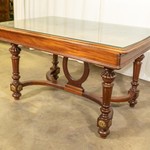 Антикварный обеденный стол с фигурной проножкой 1870-х гг. 