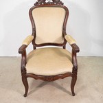 Антикварное кресло в стиле второго рококо 1850-х гг.