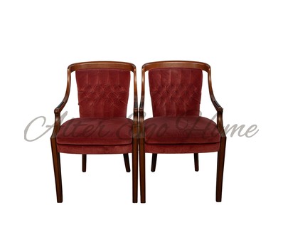 Пара антикварных кресел со сквозными локотниками 1960-х гг. 