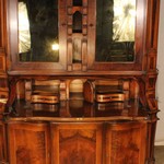 Антикварный шкаф-секретер с разомкнутым фронтоном 1950-х гг. 