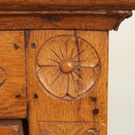 Антикварный шкафчик с резным убранством 1920-х гг. 