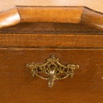 Антикварный комод с фигурными накладками в стиле неоклассицизм 1890-х гг. 