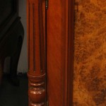 Антикварный книжный шкаф 1870-х гг. 