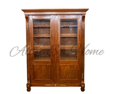 Антикварный книжный шкаф в стиле неоклассицизм 1810-х гг. 