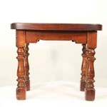 Антикварный дубовый столик 1910-х гг. 