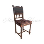 Антикварные стулья с кожаной тисненой спинкой 1860-х гг.