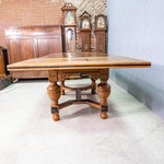Антикварный стол из дубового массива 1890-х гг.