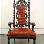 Антикварное кресло тронного типа резного темного ореха 1850-х гг. 