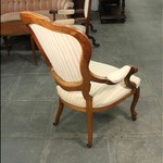 Антикварное кресло в стиле неорококо 1850-х гг. 