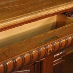 Антикварный немецкий буфет с раскрепованным фасадом и арочной нишей 1870-х гг. 