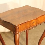 Антикварный столик на ножках-кабриоль 1830-х гг. 