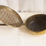 Антикварная грелка 1680-х гг. 