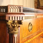 Антикварный секретер в стиле неоклассицизм 1760-х гг.