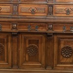 Комплект антикварной ореховой мебели для столовой в стиле неоренессанс 1860-х гг. 