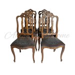 Комплект антикварных стульев с резными спинками