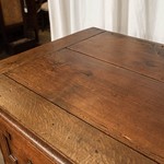 Антикварный комод в стиле классицизм 1760-х гг. 