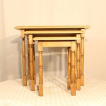 Антикварный столик-гнездо 1930-х гг. 