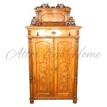 Антикварный ореховый шкаф с открытым ярусом 1870-х гг. 