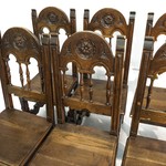 Комплект старинных стульев с резными розетками