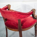 Антикварное кресло из дубового массива с львиным маскароном  1870-х гг.