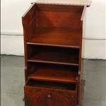 Антикварная тумбочка с фигурной линией столешницы 1950-х гг. 